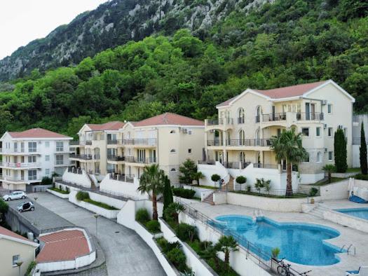 J&M Apartment Kotor Exterior foto